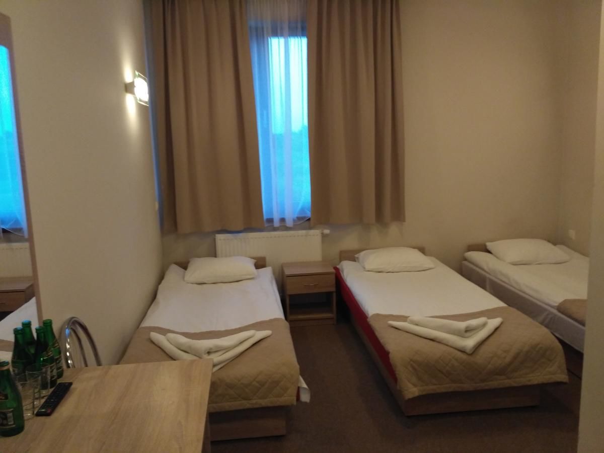 Отель Hotel Nowostawy Nowostawy Dolne-8